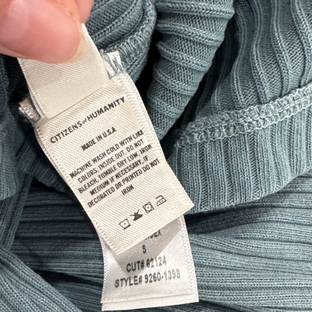 Citizens Of Humanity Ribbed V-Neck Button Cardigan in Dusty Teal - Picture 12 of 16